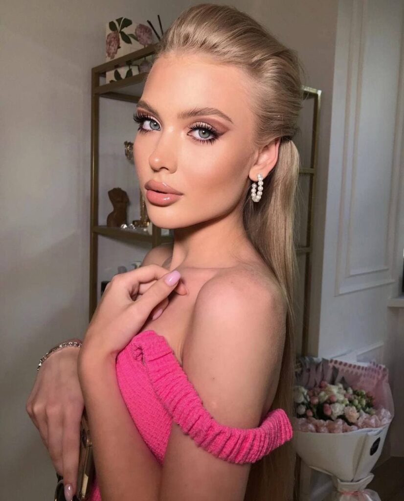 Элитная девушка Виктория Drive Models