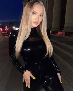 Модель Эмили Premium Models