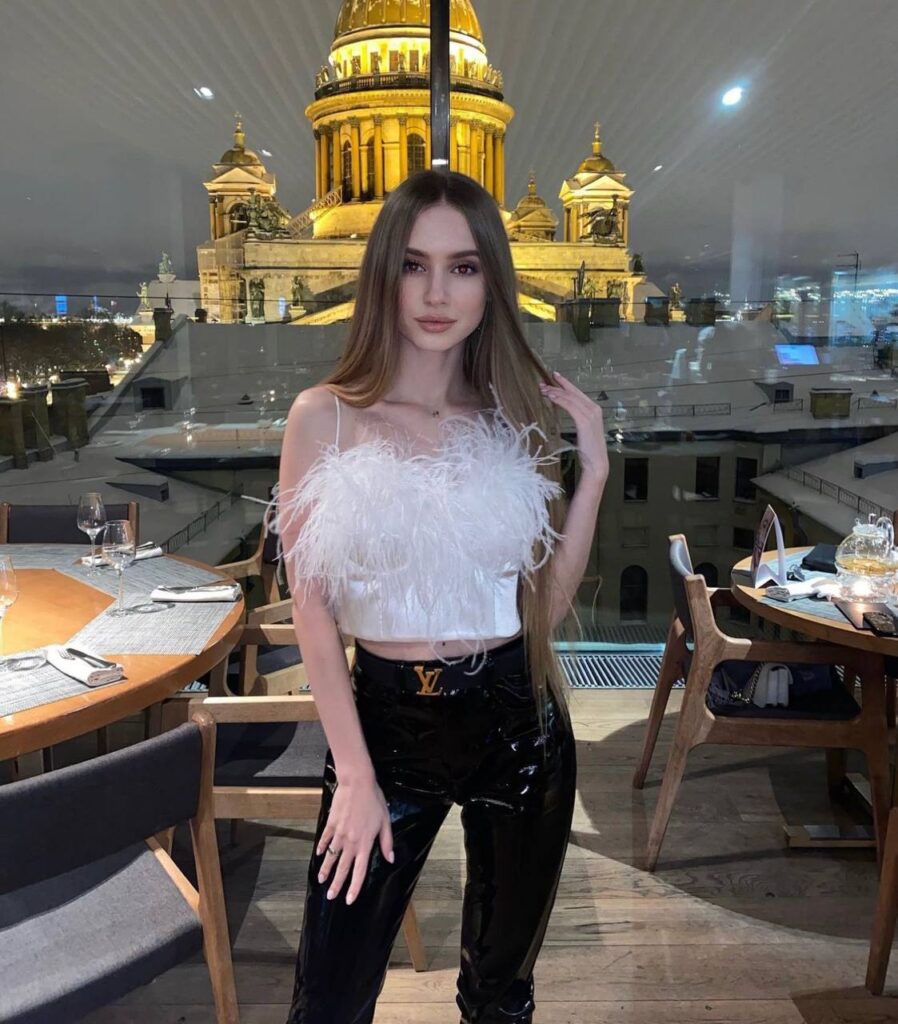 Эскорт-модель Сара Premium Models