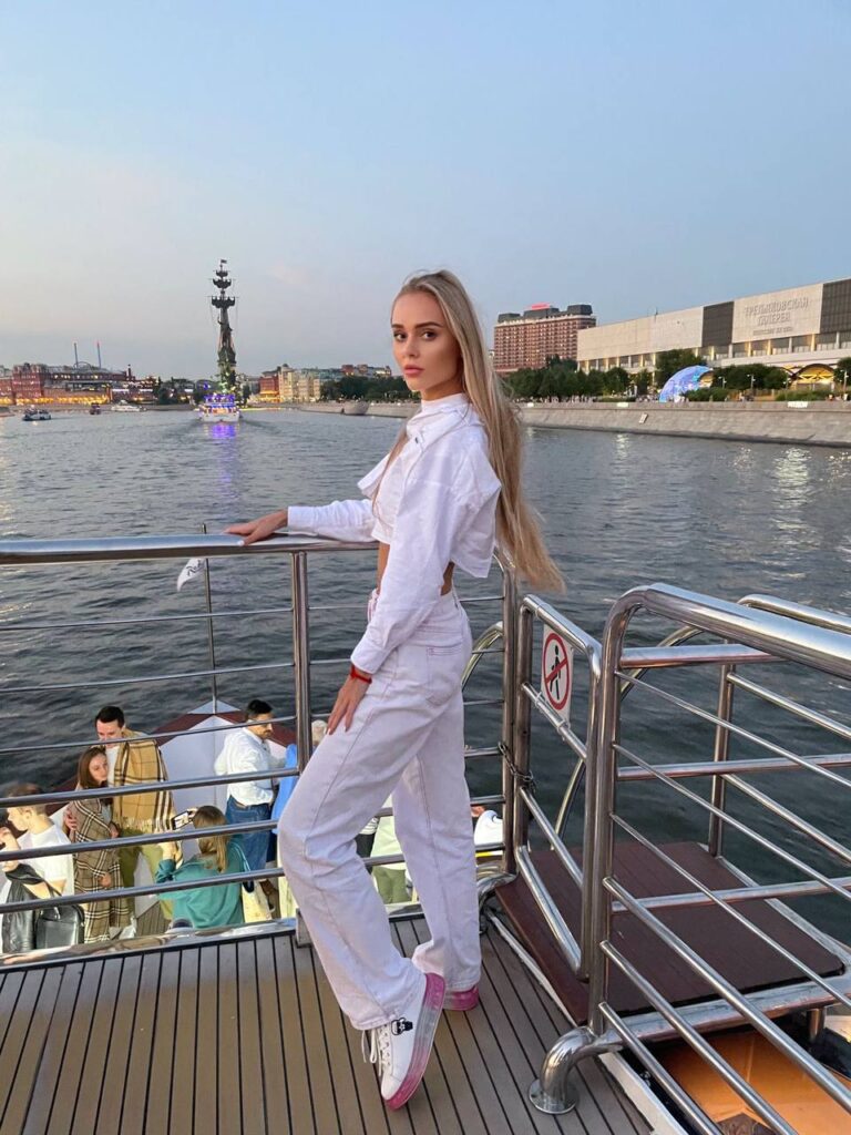 Элитная модель Лиана Premium Models