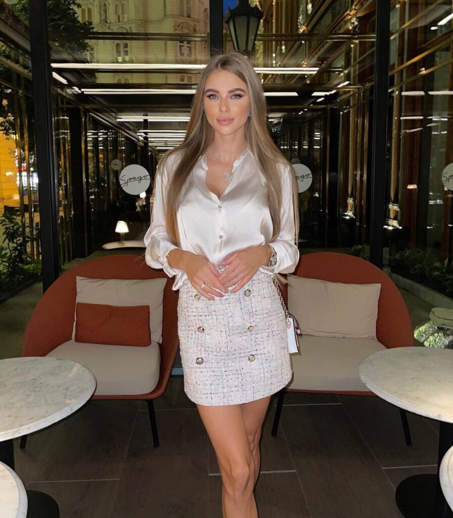 Девушка на час Нита Premium Models