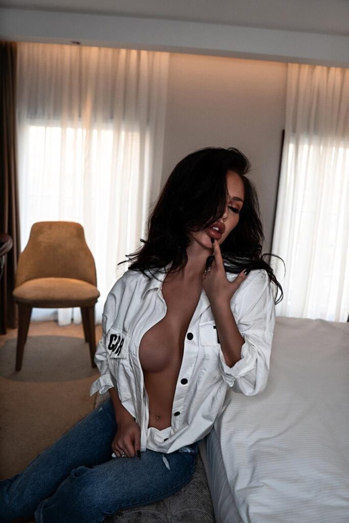 Элитная девушка Стеф Drive Models