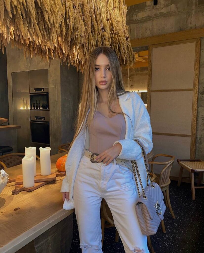 Элитная эскортница Эльнора Drive Models