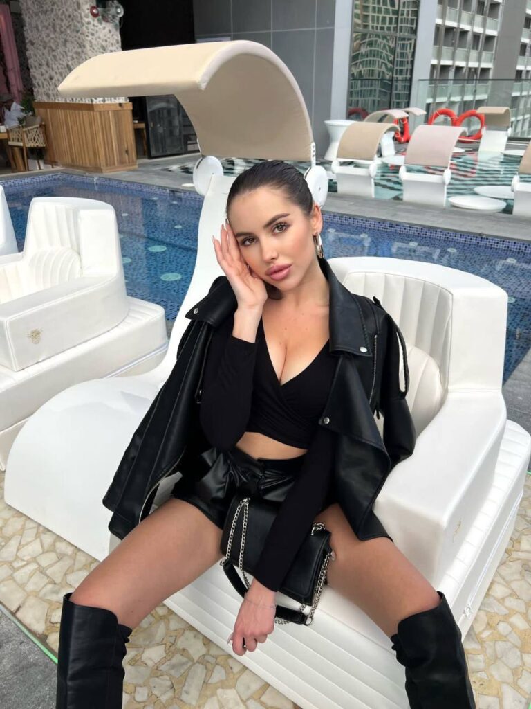 Элитная модель Силвия Premium Models